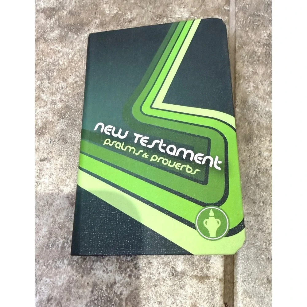 Vintage‎ New Testament Psalms & Proverbs Pocket Bible - Green 80s Deco Cover